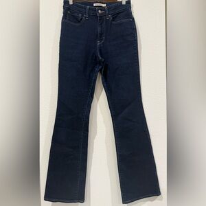 Levi’s 725 high rise bootcut Blue Women's Jeans

Excellent condition